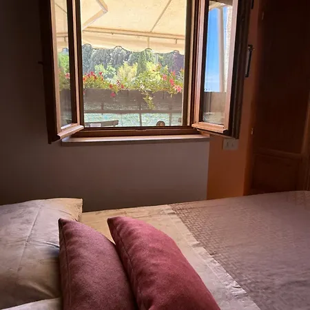 Nido Nei Pispini Apartment *